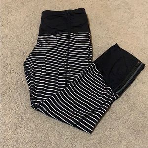 LULULEMON cropped leggings